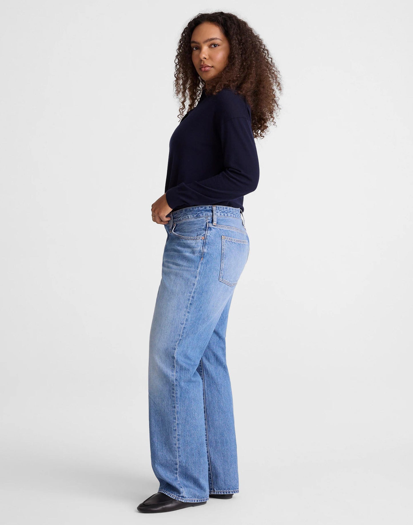 The Curvy Low-Rise Loose Jean in Midvale Wash Midvale Wash | Madewell