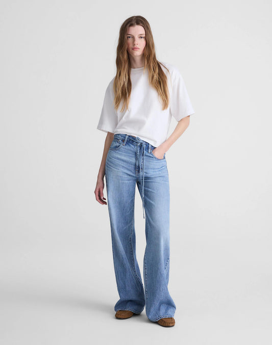 The Short Ultimate Wide-Leg Jean in Airy Denim Raebrook Wash | Madewell