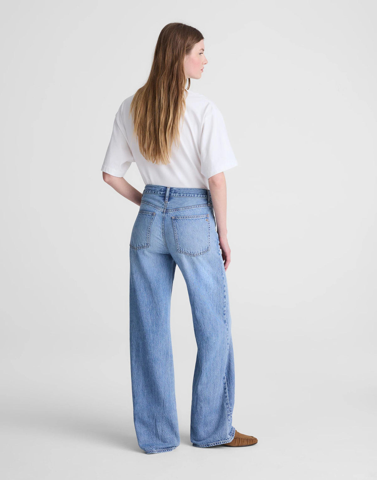 The Short Ultimate Wide-Leg Jean in Airy Denim Raebrook Wash | Madewell