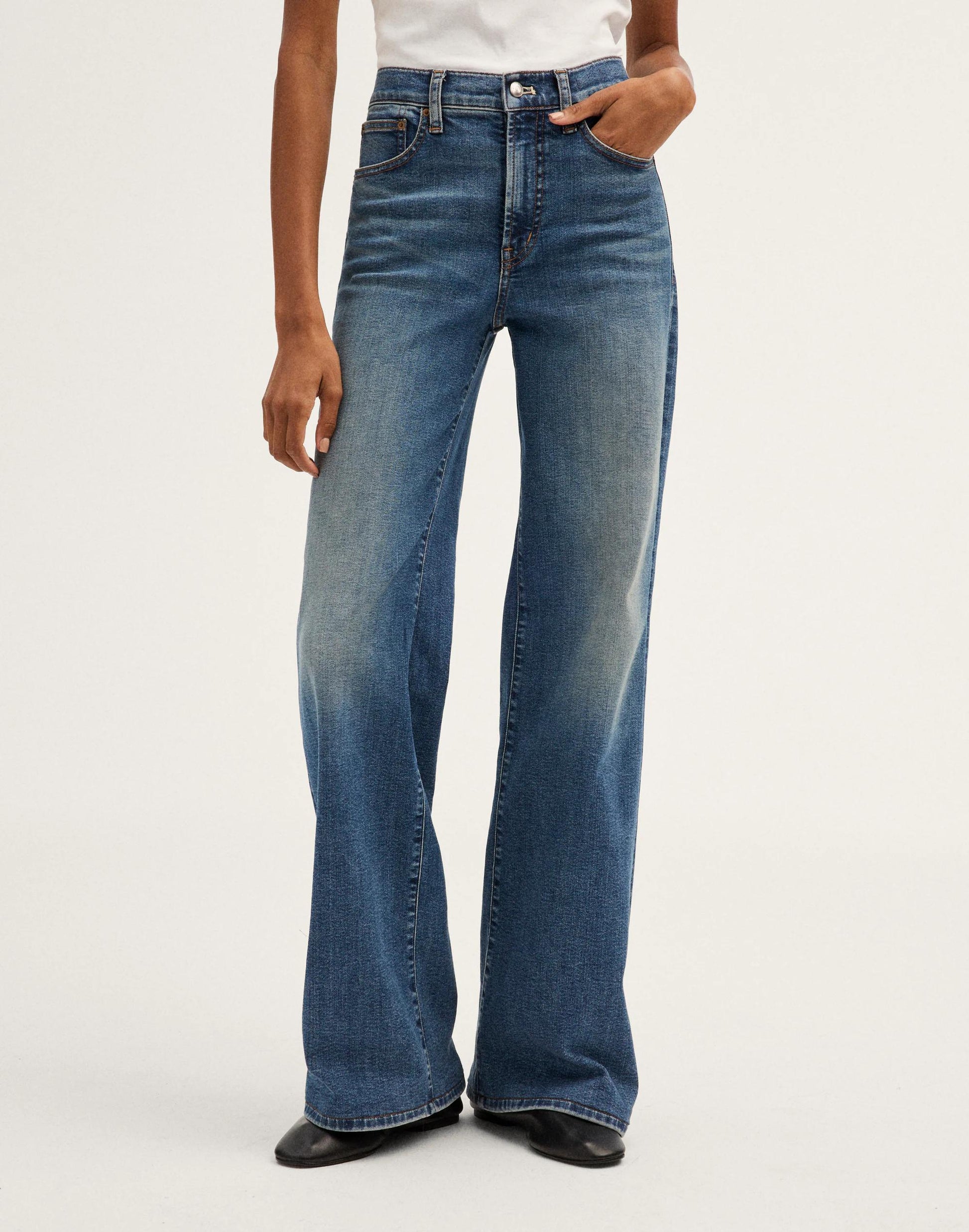 The Short Wide-Leg Jean in Super Stretch Sunnyside Wash | Madewell