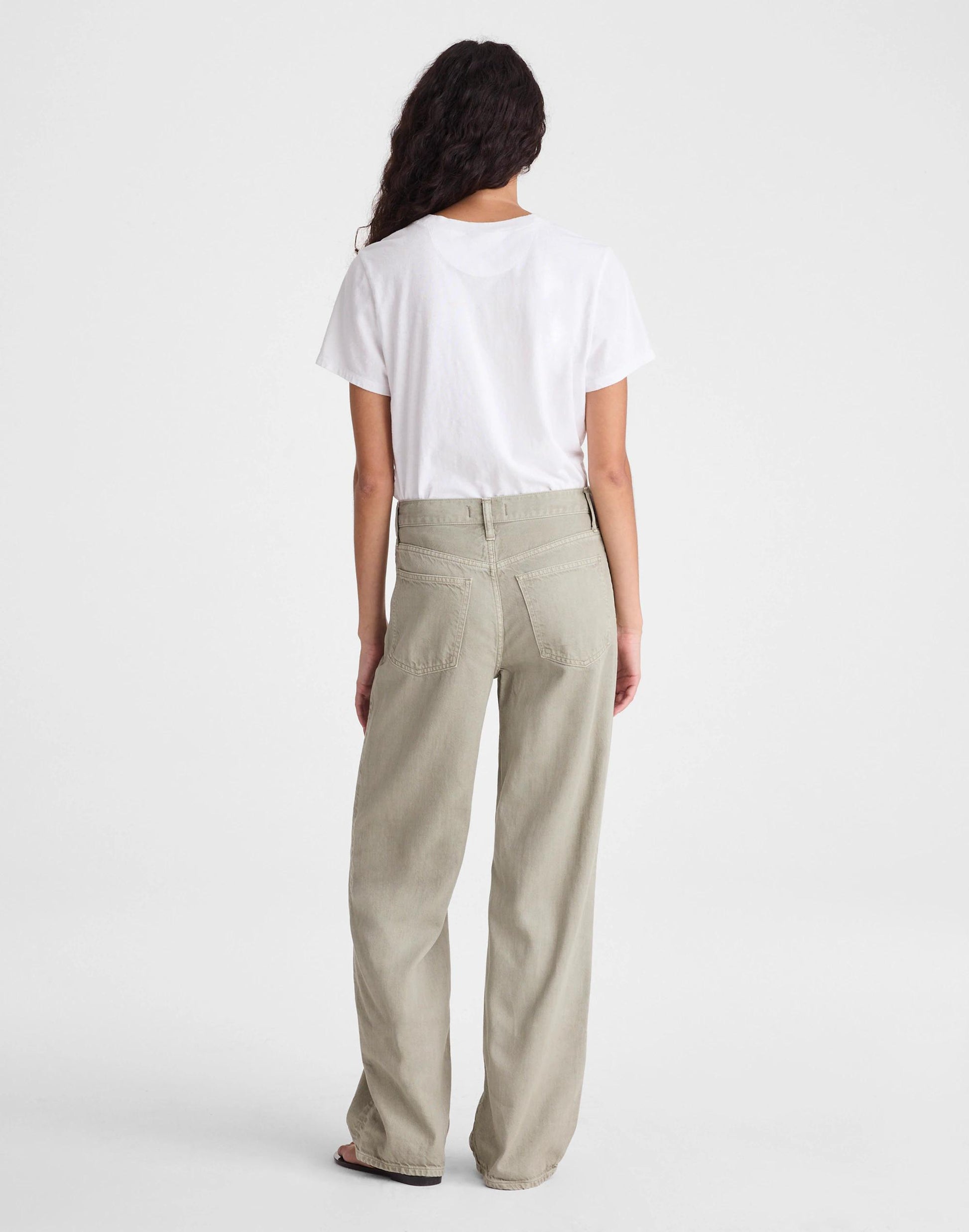 The Short Perfect Vintage Wide-Leg Jean in Airy Denim Chateau Olive | Madewell