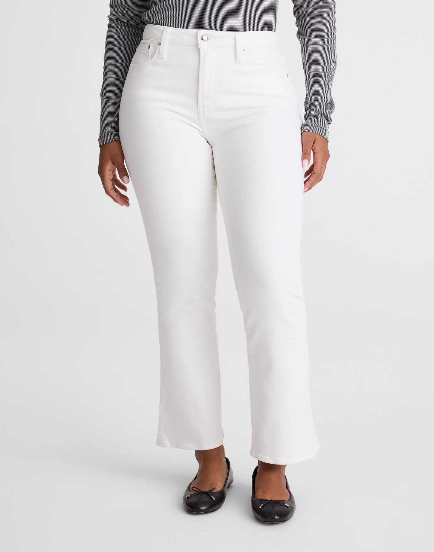 The Short Curvy Flare Crop Jean in Super Stretch Denim Tile White | Madewell
