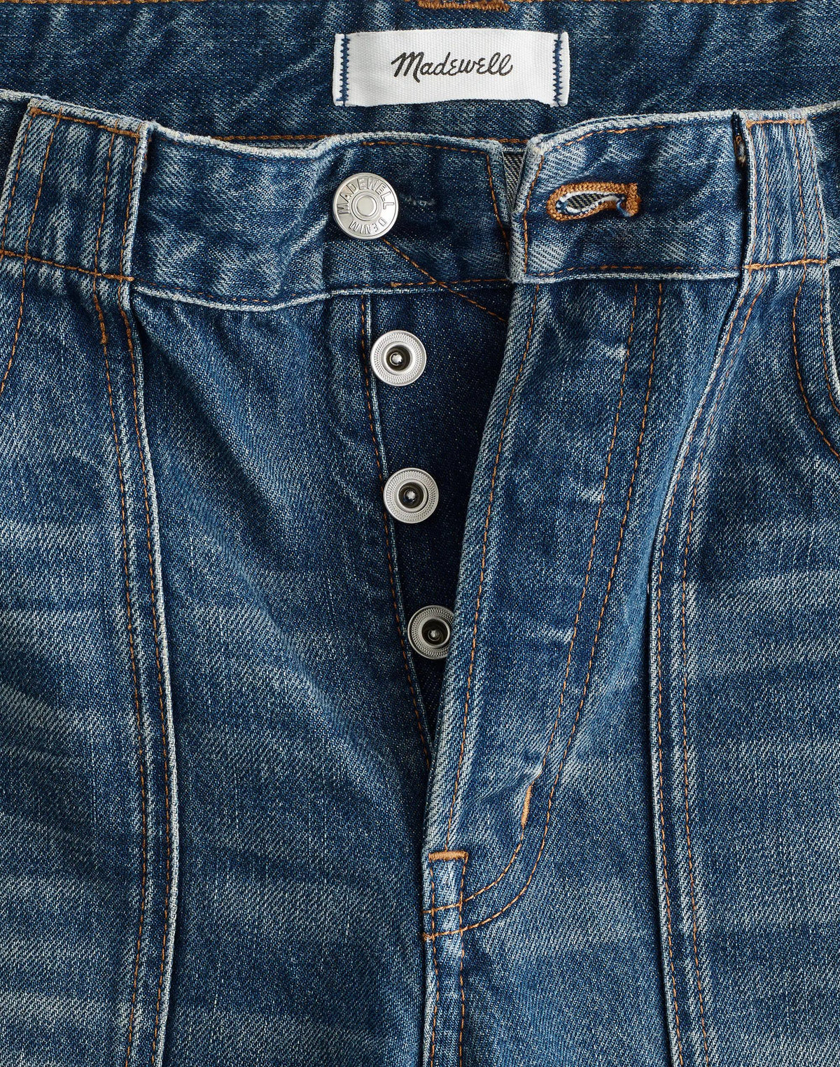 The Petite Darted Barrel-Leg Jean Irmo Wash | Madewell
