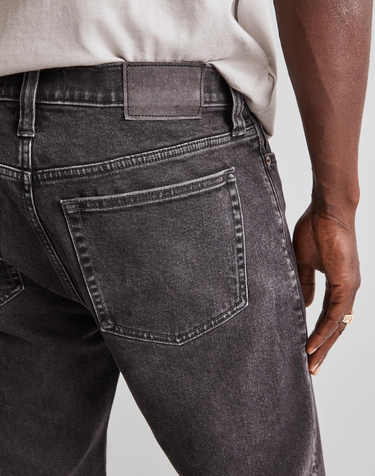 Relaxed Taper Jeans Hanlock Wash | Madewell