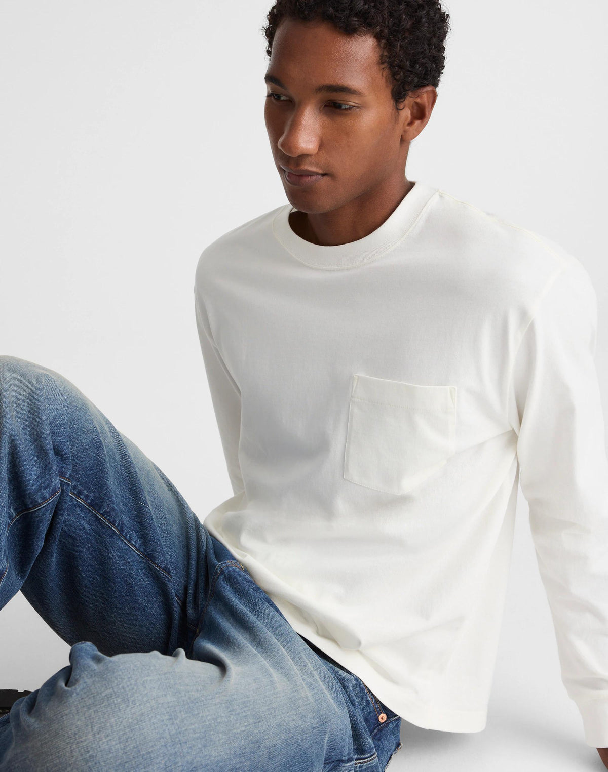 The Long-Sleeve Vintage Pocket Tee Soft White | Madewell