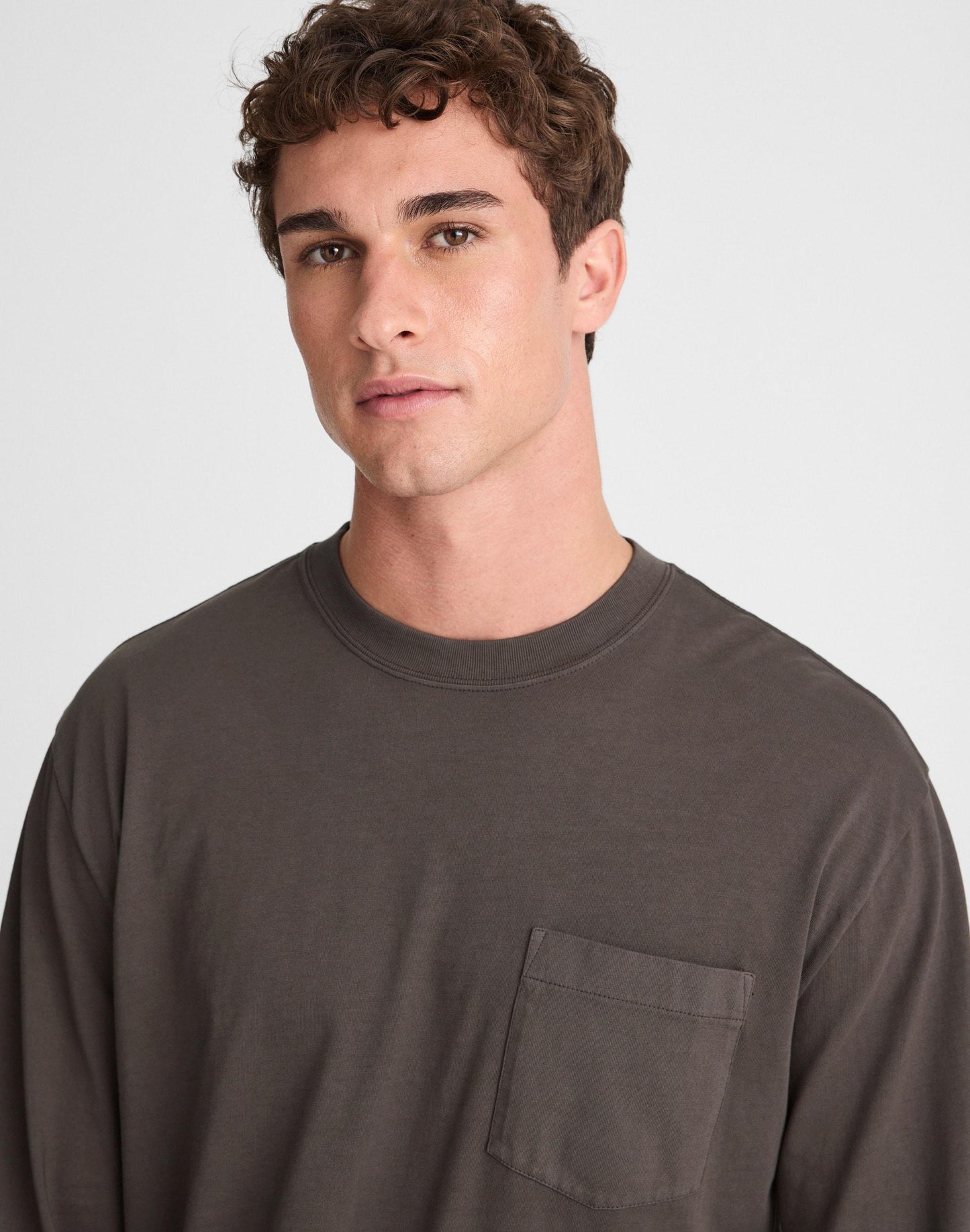The Long-Sleeve Vintage Pocket Tee Almost Black | Madewell