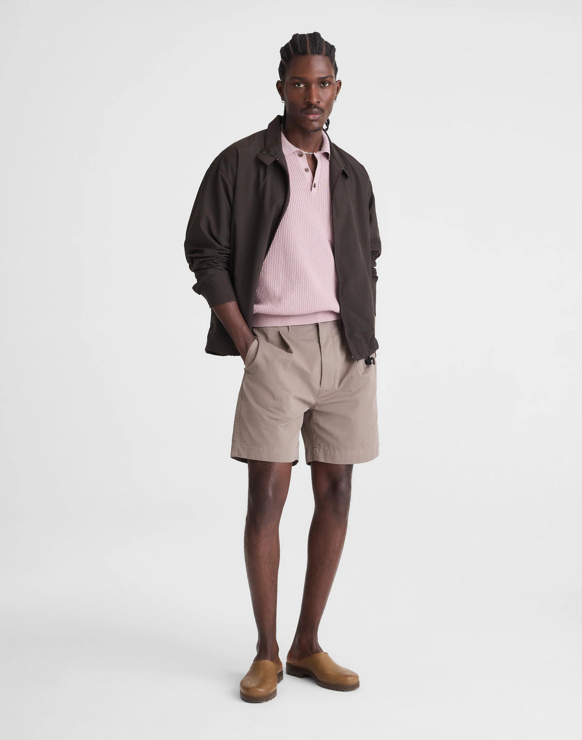 Pleated Chino Shorts in Uniform Twill Dark Driftwood | Madewell