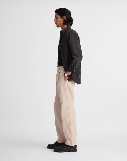 Pleated Chino Pants in Uniform Twill Toasted Cashew | Madewell