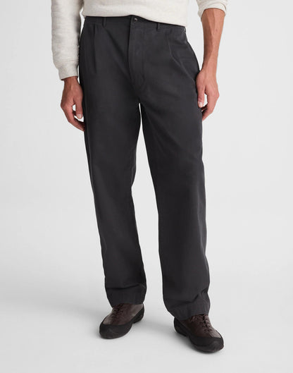 Pleated Chino Pants in Uniform Twill Pepper | Madewell