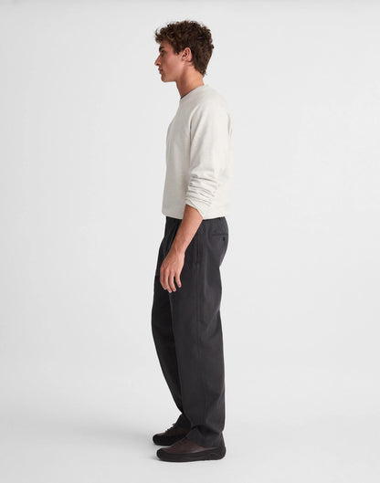 Pleated Chino Pants in Uniform Twill Pepper | Madewell