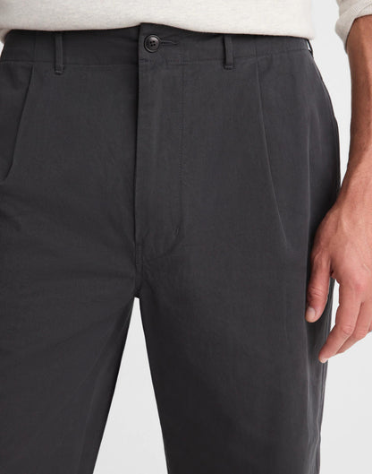 Pleated Chino Pants in Uniform Twill Pepper | Madewell