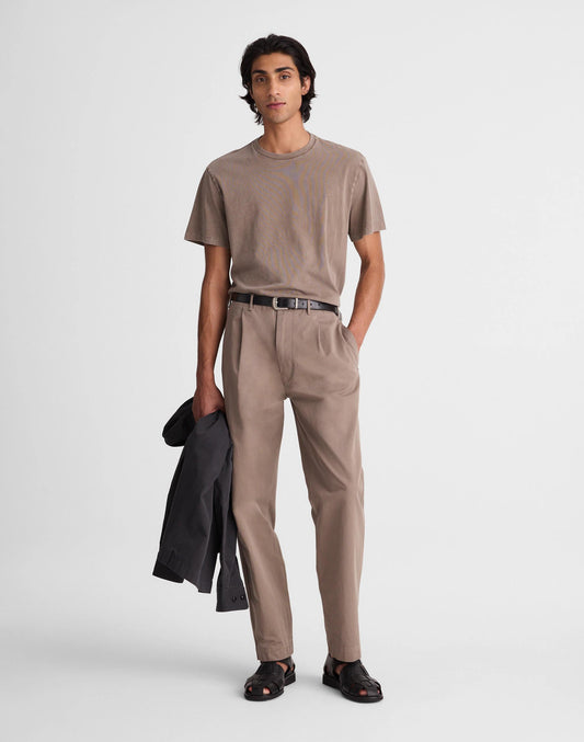 Pleated Chino Pants in Uniform Twill Dark Driftwood | Madewell