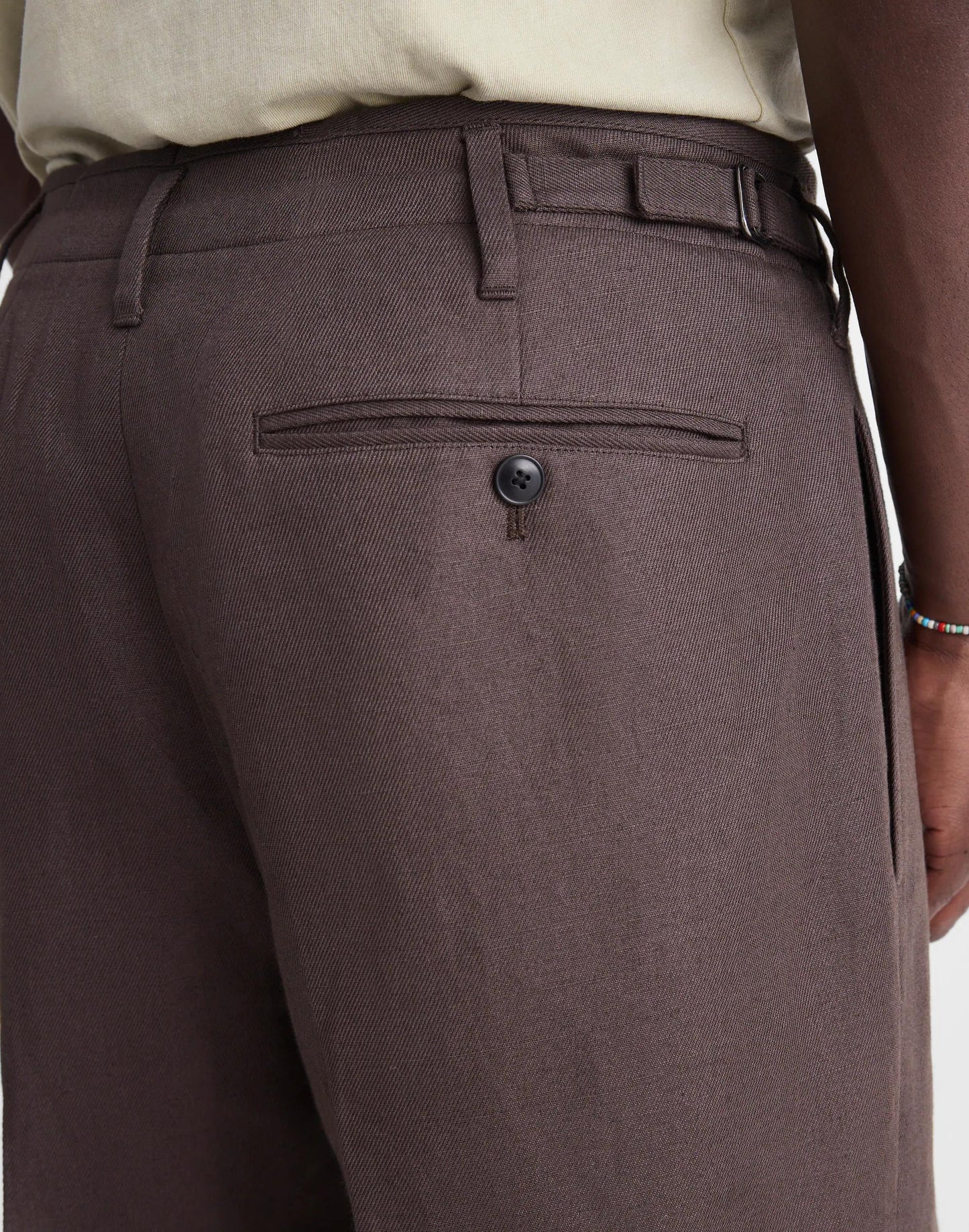 Double-Pleated Trousers in Linen-Cotton Blend Dark Brown | Madewell