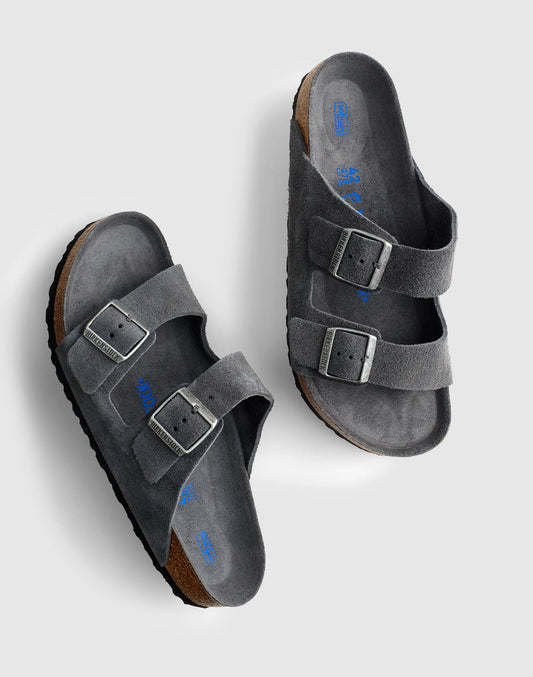 Birkenstock® Arizona Sandal in Suede Charcoal | Madewell