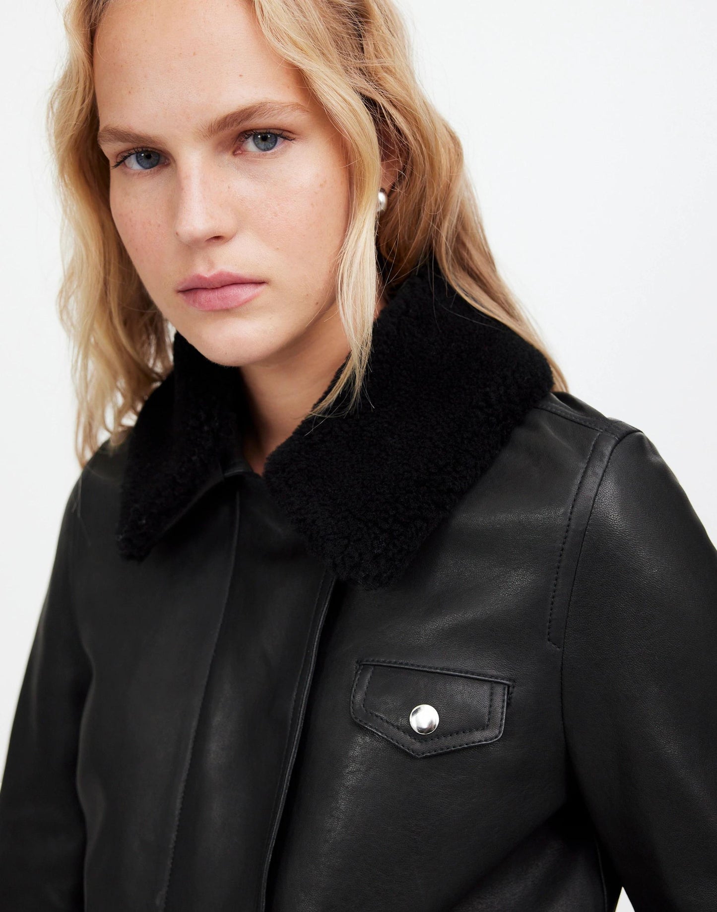 Sherpa-Collar Asymmetric Zip-Front Jacket in Leather True Black | Madewell