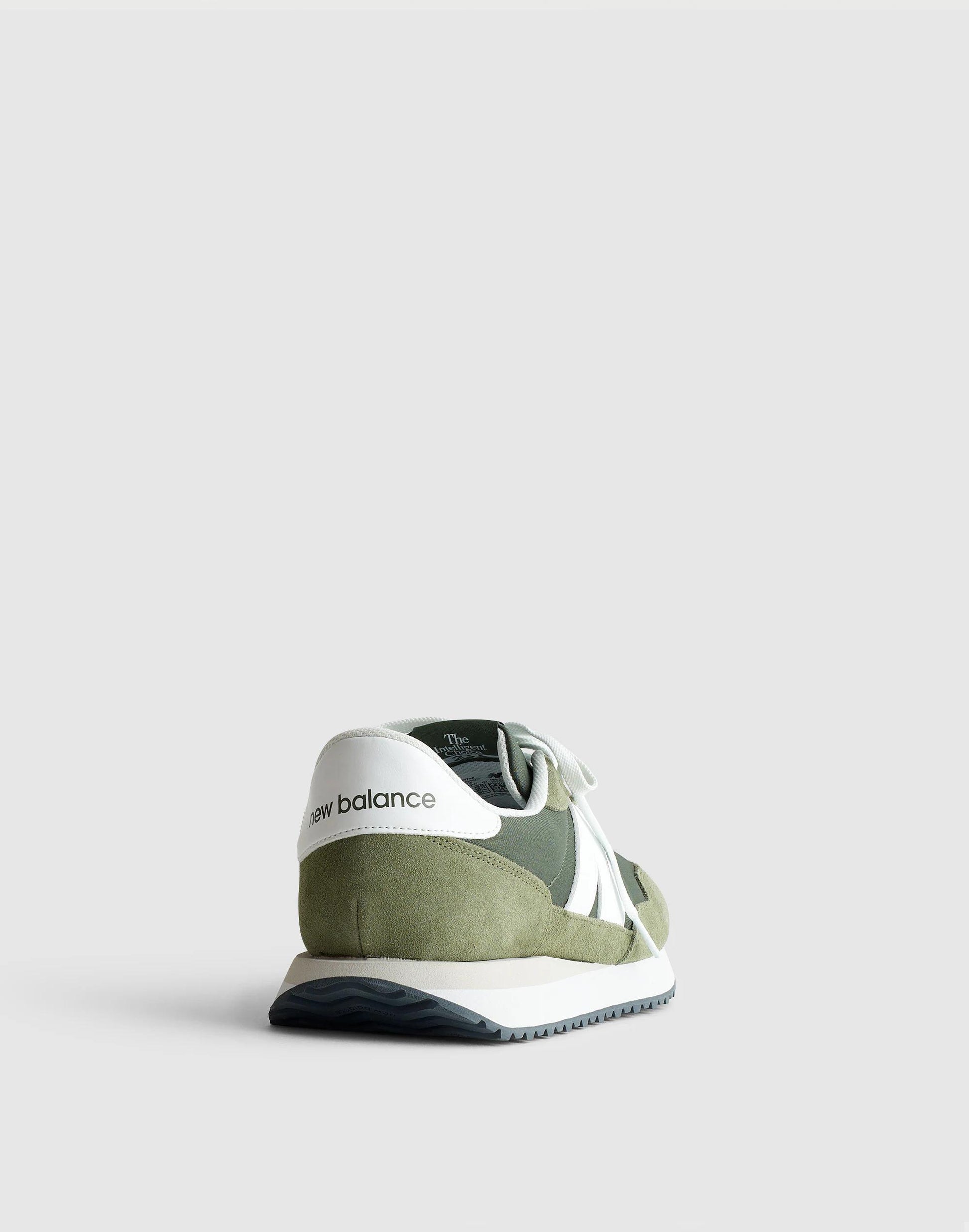 New Balance® 237 Sneakers Dark Olivine | Madewell