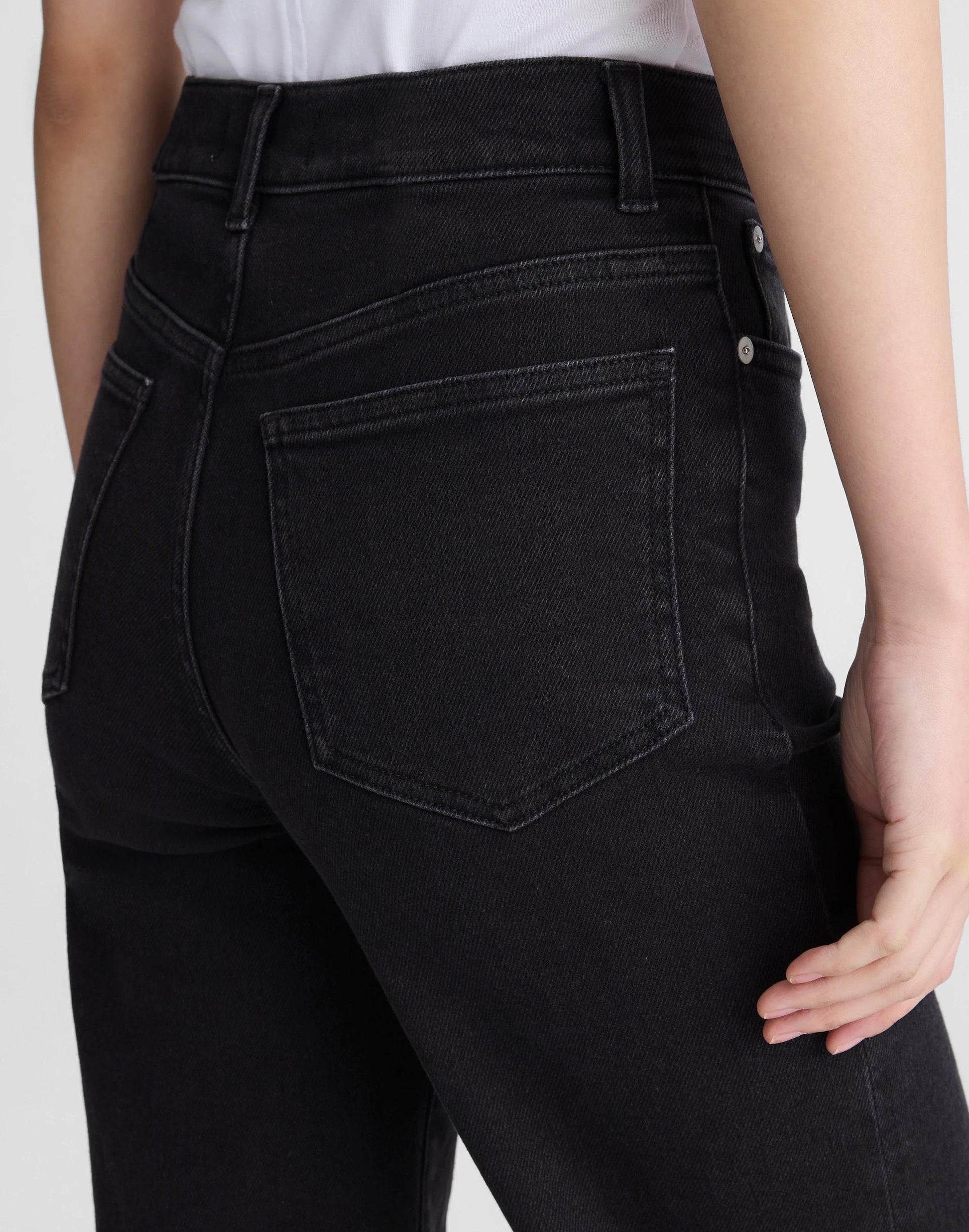 The Wide-Leg Jean in Super Stretch Denim Black Frost | Madewell