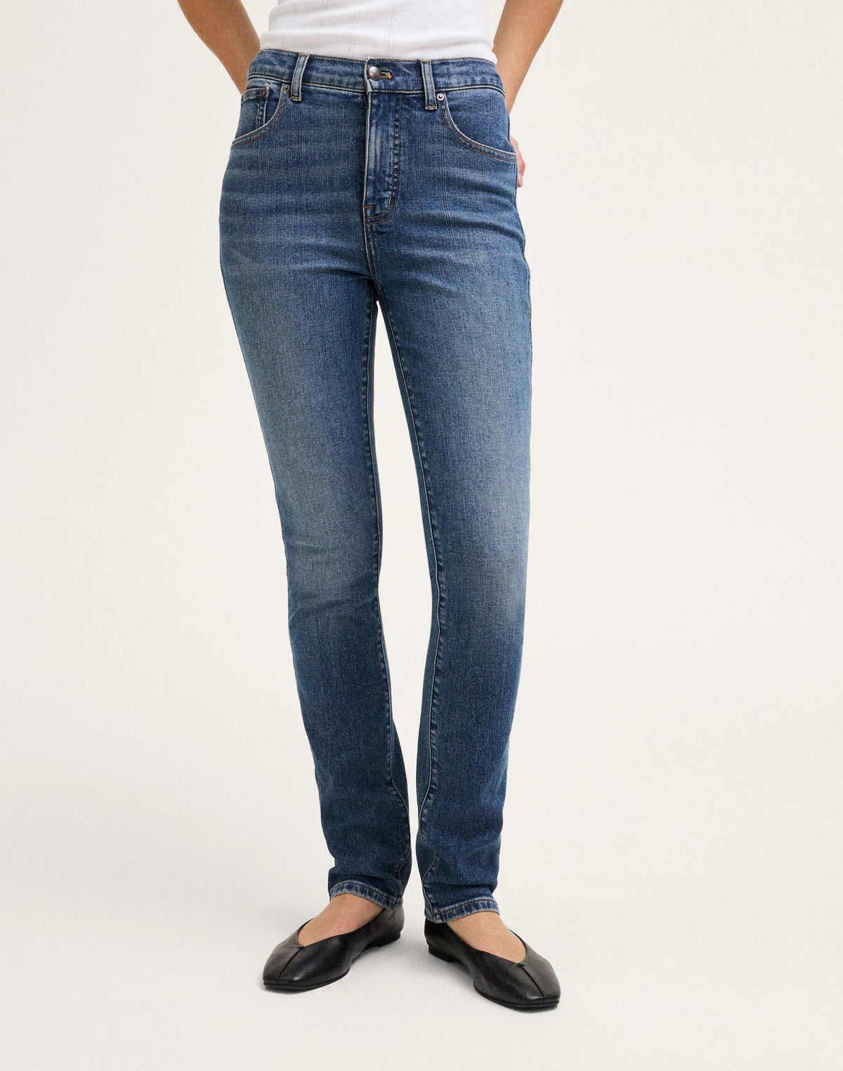 The Pencil Jean in Super Stretch Denim Concho Wash | Madewell