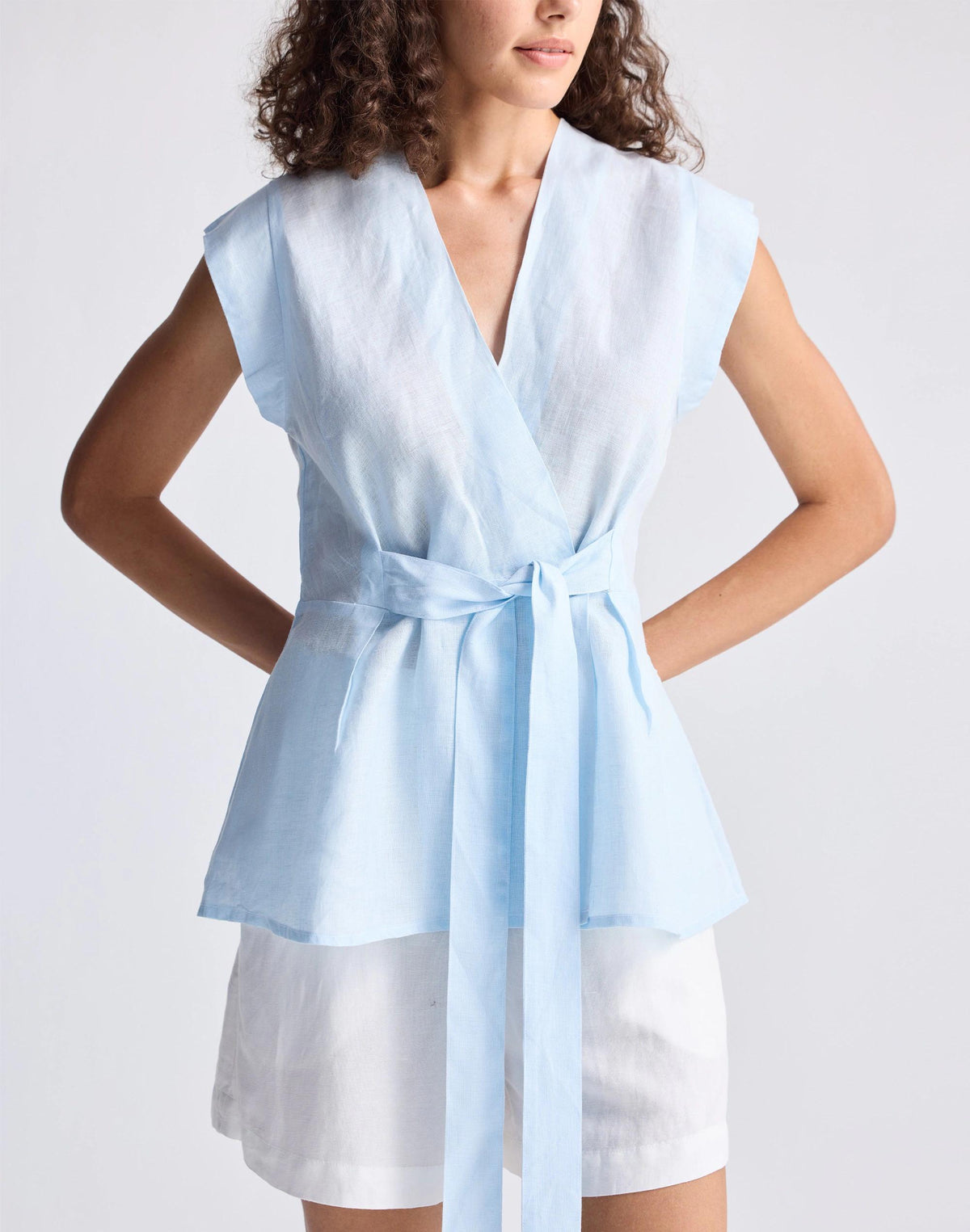 Reistor® Power Moves Hemp Short Sleeve Top in Blue Light Blue | Madewell