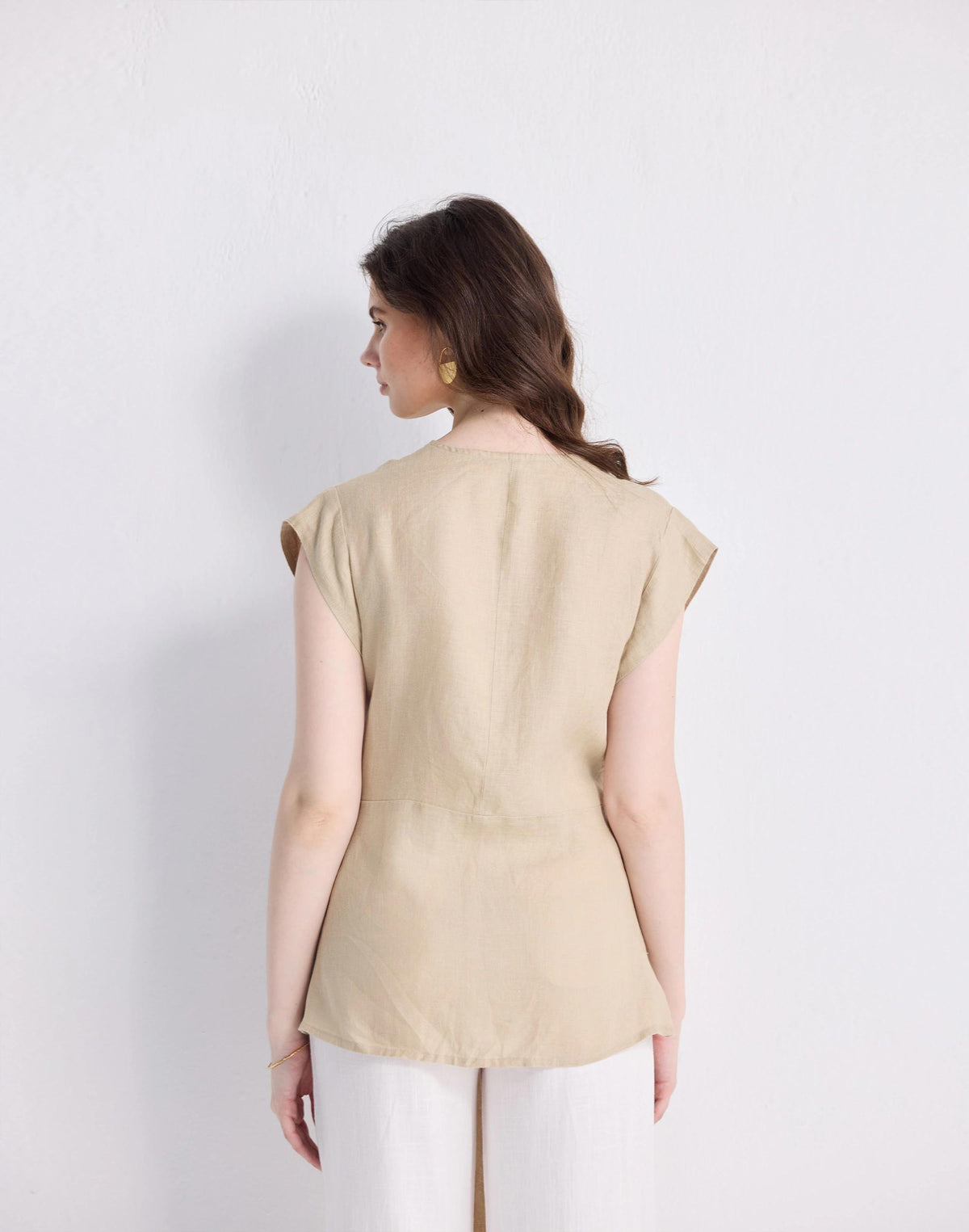 Reistor® Power Moves Hemp Short Sleeve Top in Neutral Beige Beige | Madewell