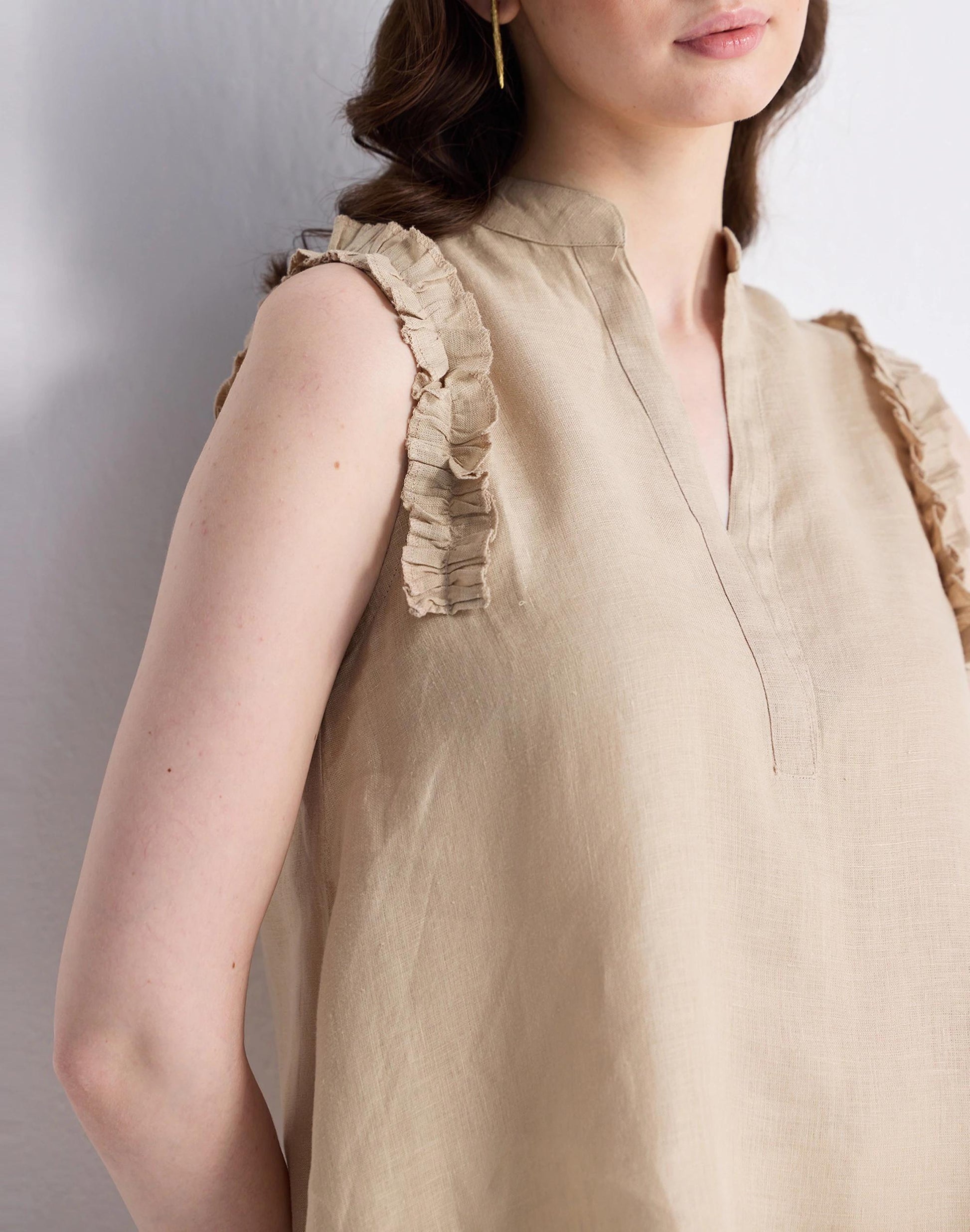 Reistor® Sleeveless 100% Hemp Top with Ruffles in Neutral Beige Beige | Madewell